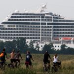 op de pedalen door de ijmond