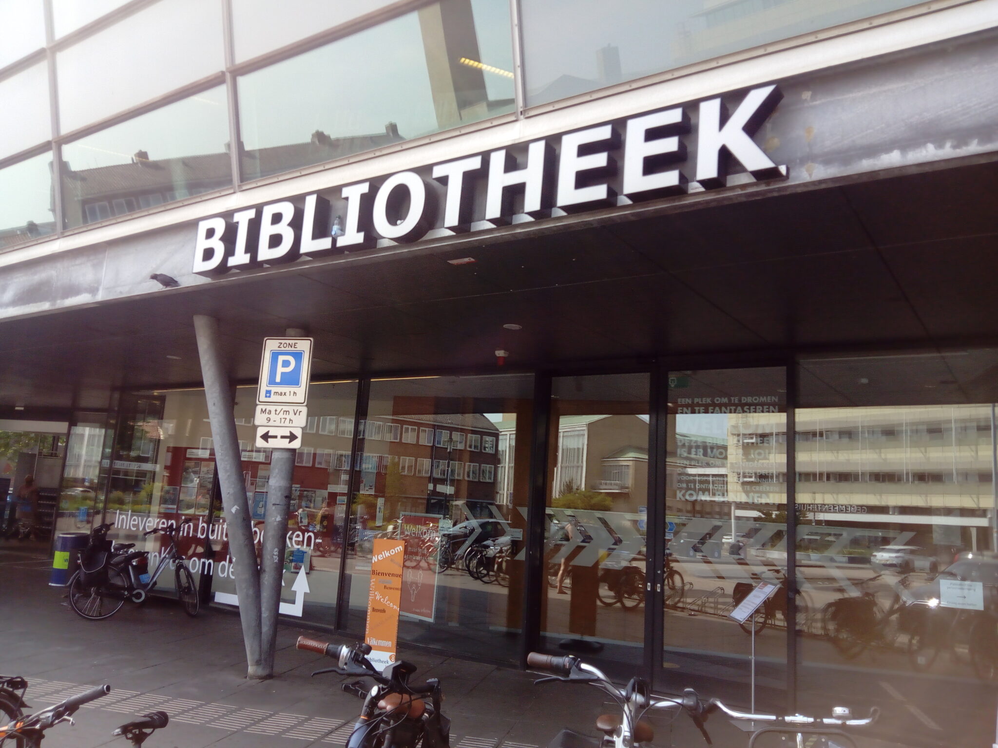 De Bibliotheek Verruimt De Openingstijden Weer - Jutter | Hofgeest