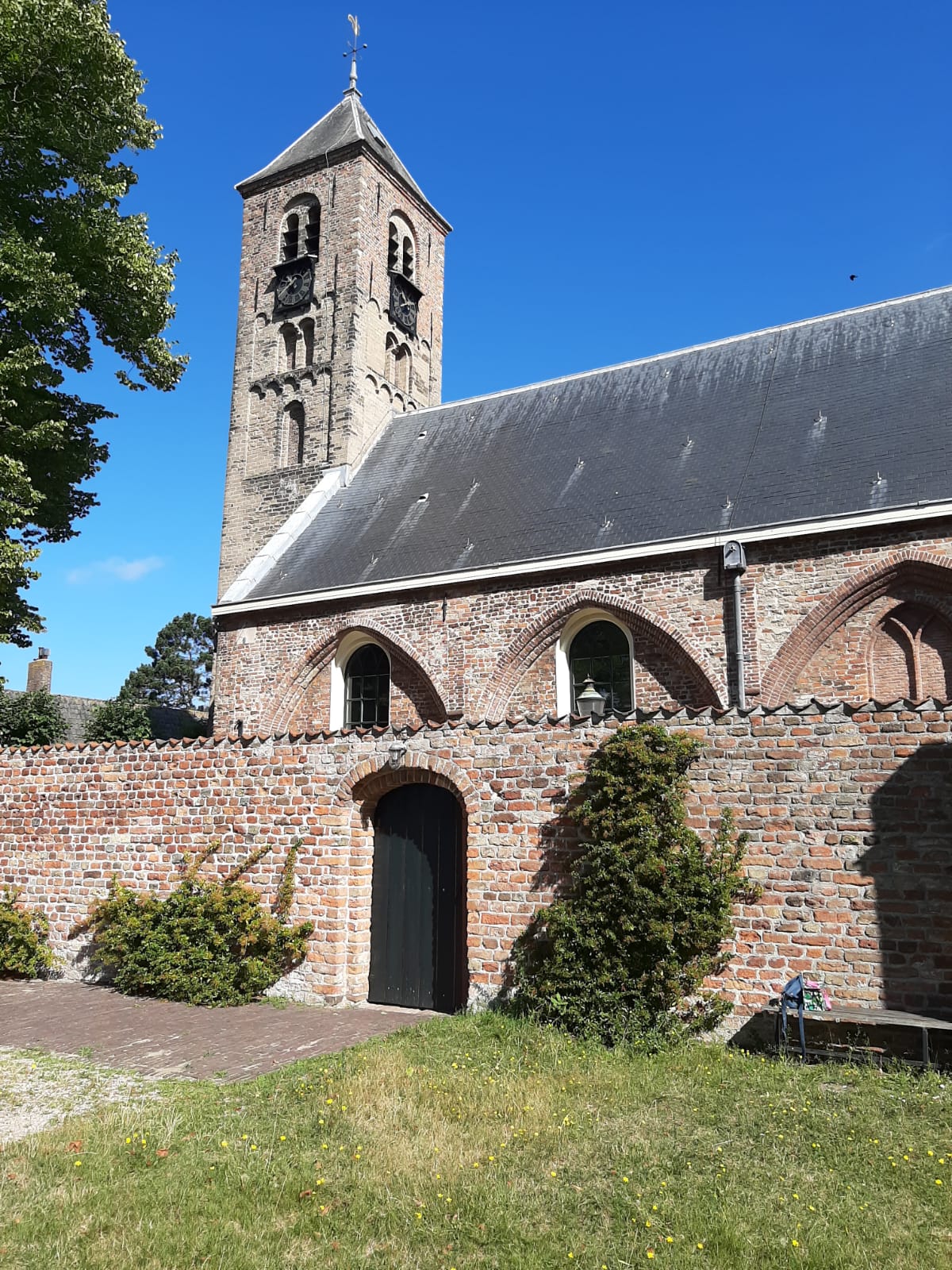 Nieuwe Predikant Voor Engelmunduskerk Oud-Velsen - Jutter | Hofgeest